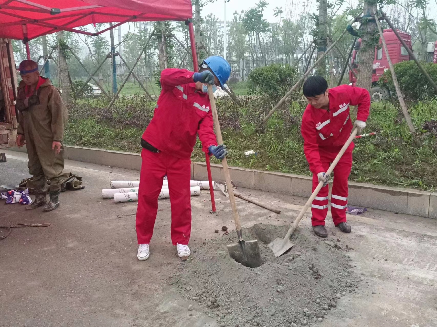 凤庆管道疏通哪家好】及时进行市政管道清淤